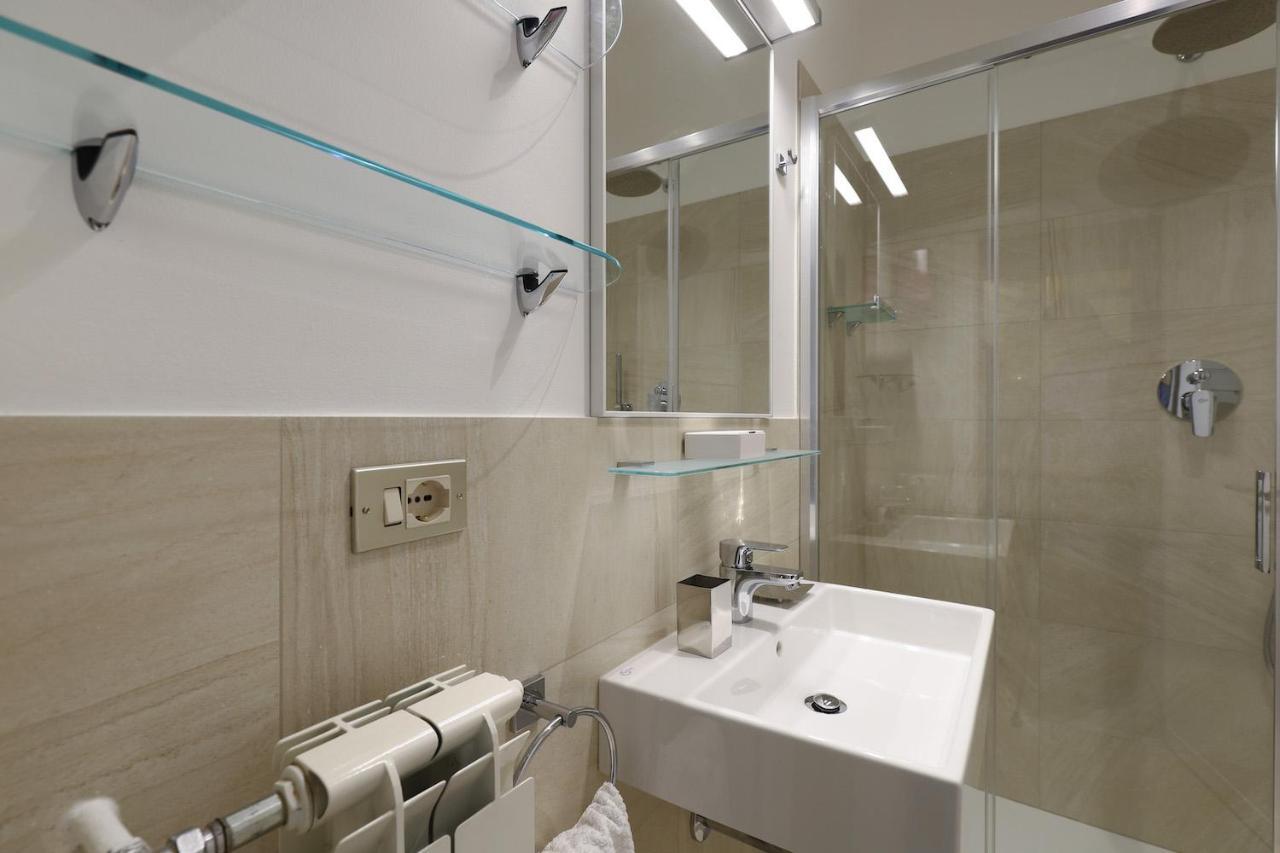 Contempora Apartments - Elvezia 8 - E51 ミラノ エクステリア 写真